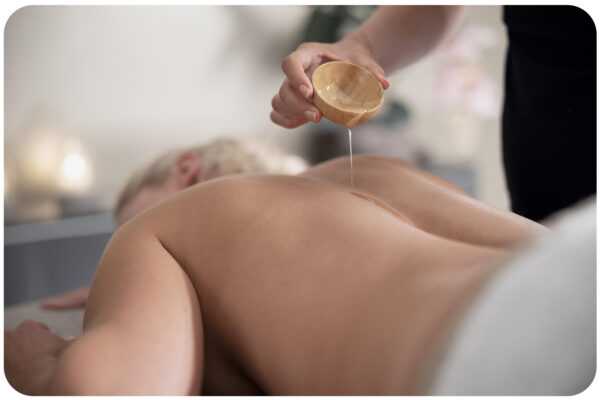 12-thai oil massage